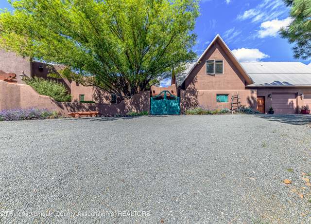 Property at 104 Country Ln, Alto, NM 88312, 4 beds, 4.5 baths