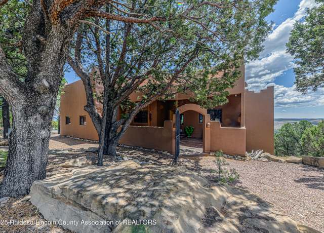 Property at 116 Circle Dr, Ruidoso, NM 88345, 3 beds, 3.5 baths
