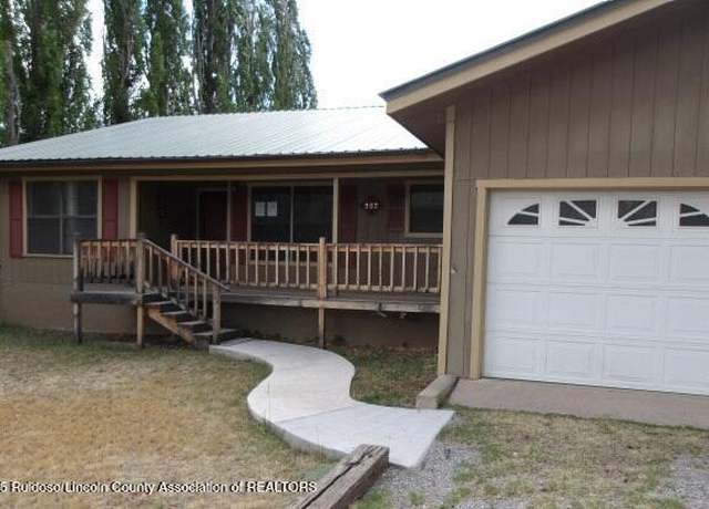 Property at 302 Barcus Rd, Ruidoso, NM 88345, 3 beds, 2 baths