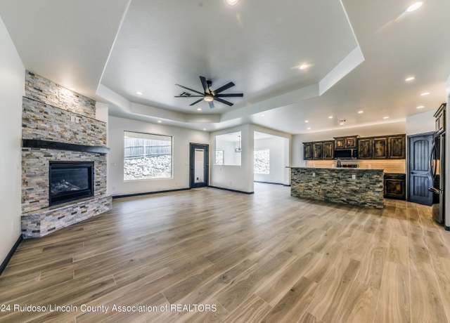 Property at 122 Tuscan Dr, Ruidoso, NM 88345, 3 beds, 2 baths