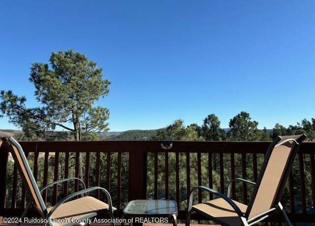 Property at 407 Otero Dr, Ruidoso, NM 88345, 3 beds, 2 baths