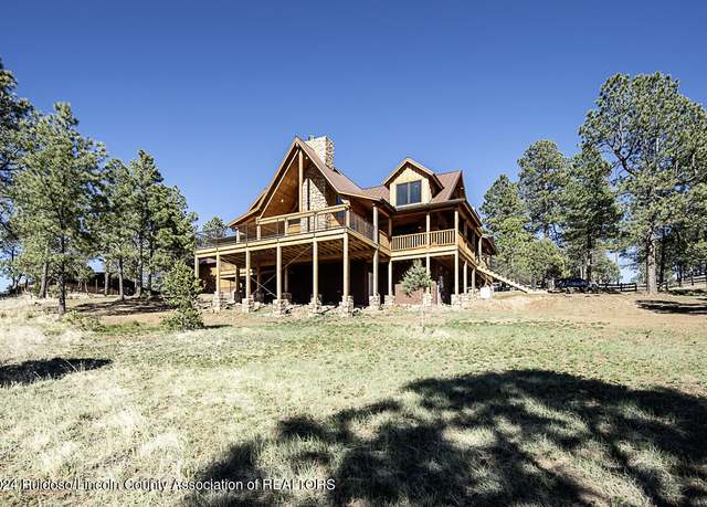 Property at 106 Mountain Shadows Rd, Ruidoso, NM 88345, 3 beds, 3.5 baths