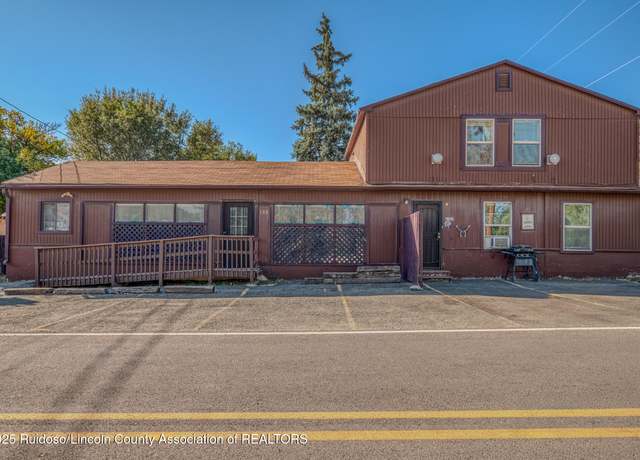 Property at 108 Service Rd, Ruidoso, NM 88345, 6 beds, 3 baths