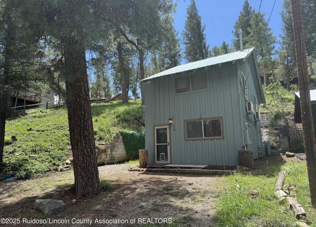 Property at 521 Fifth St N, Ruidoso, NM 88345, 2 beds, 2 baths