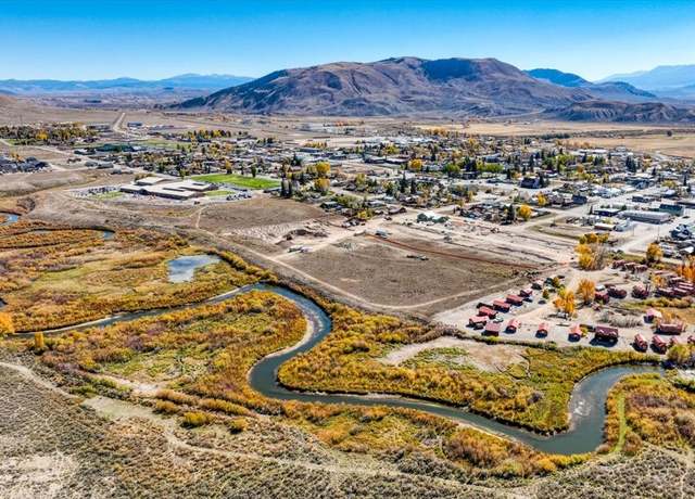 Property at 421 Kinsey Ave, Kremmling, CO 80459, 2 beds, 2 baths
