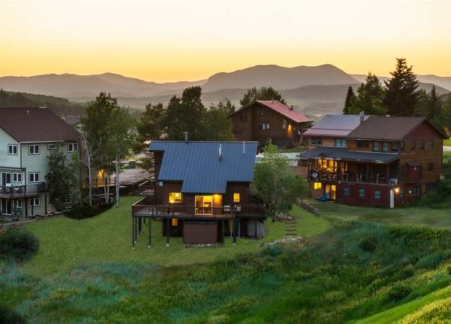 Property at 524 Buena Vista Ct, Steamboat Springs, CO 80487, 3 beds, 2.5 baths