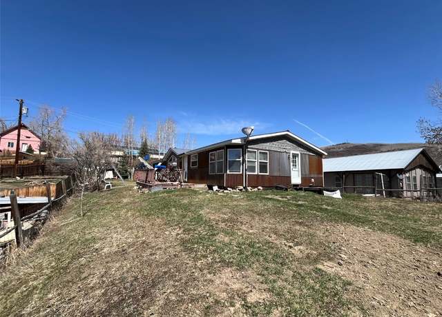 Property at 315 E 1st St, Oak Creek, CO 80467, 3 beds, 2.5 baths