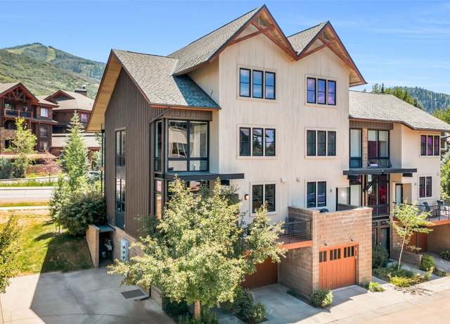 Property at 2830 Blackhawk Ct, Steamboat Springs, CO 80487, 3 beds, 3.5 baths