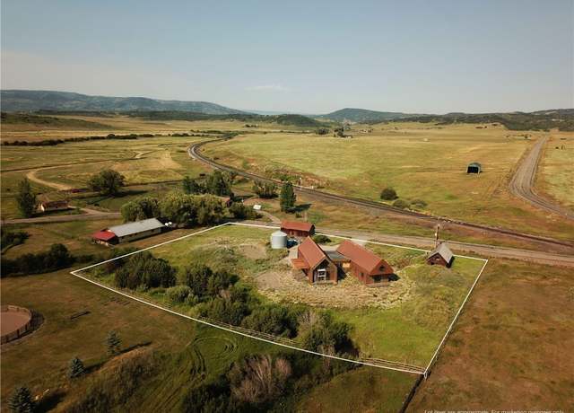 Property at 32480 County Road 14, Steamboat Springs, CO 80487, 4 beds, 3 baths