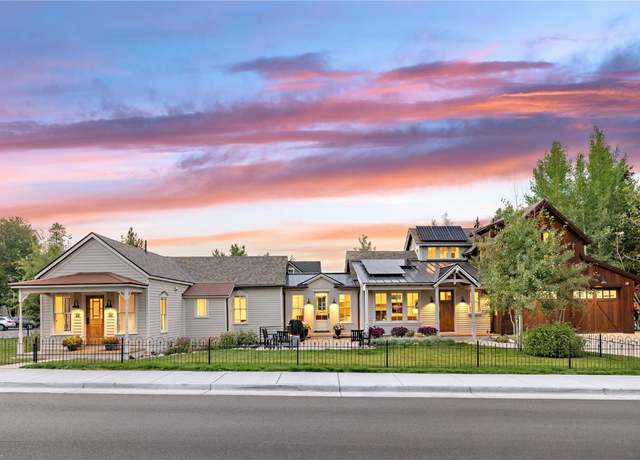 Property at 300 E Washington Ave, Breckenridge, CO 80424, 5 beds, 5.5 baths