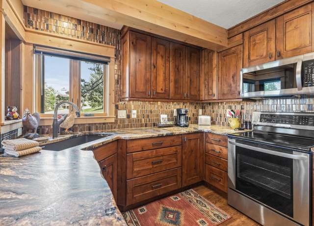 Property at 1720 Ranch Rd #301, Steamboat Springs, CO 80487, 2 beds, 2.5 baths