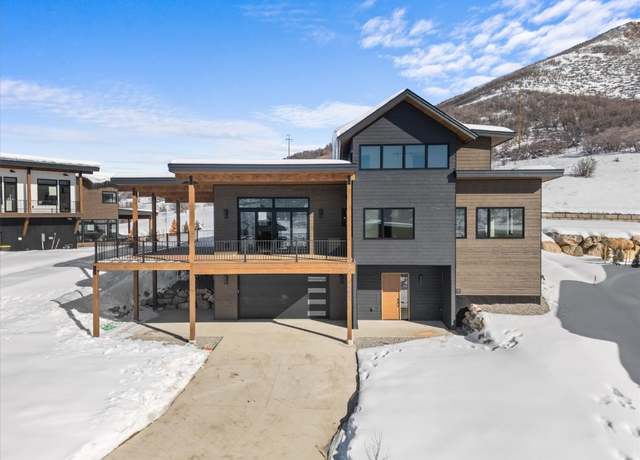 Property at 2040 Sunlight Dr, Steamboat Springs, CO 80487, 4 beds, 4.5 baths