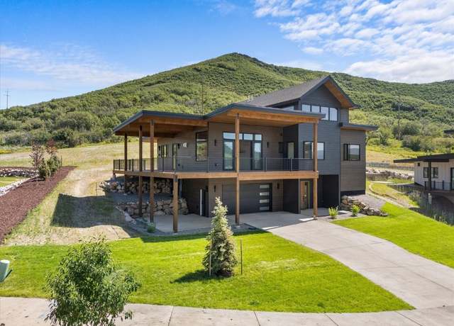 Property at 2040 Sunlight Dr, Steamboat Springs, CO 80487, 4 beds, 4.5 baths