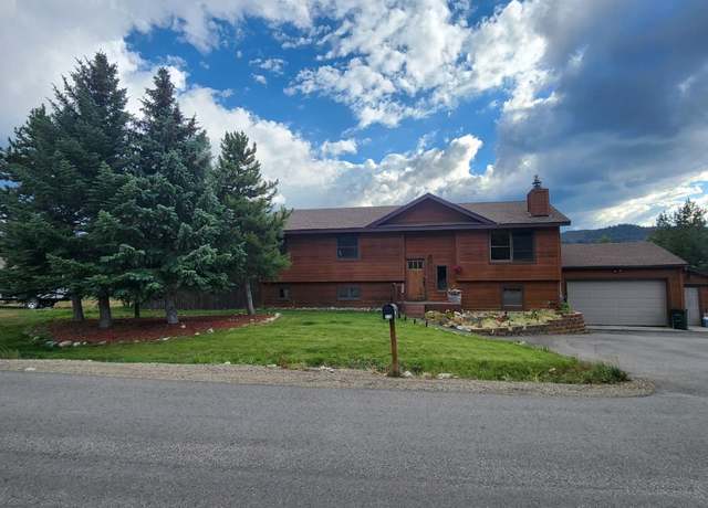 Property at 216 Climax Dr, Dillon, CO 80435, 5 beds, 2.5 baths