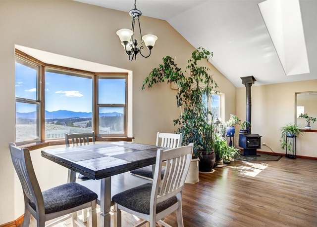 Property at 526 Sharps Way, Como, CO 80456, 4 beds, 3 baths
