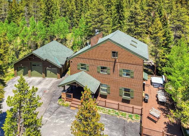 Property at 227 Mountain View Dr, Breckenridge, CO 80424, 4 beds, 3.5 baths
