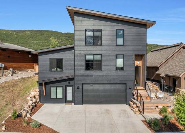 Property at 1854 Sunlight Dr, Steamboat Springs, CO 80487, 5 beds, 3.5 baths