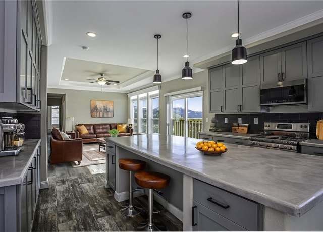 Property at 368 Mount Hope Dr, Leadville, CO 80461, 4 beds, 2.5 baths