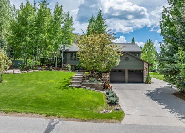 Property at 1885 Bear Dr, Steamboat Springs, CO 80487, 4 beds, 3 baths