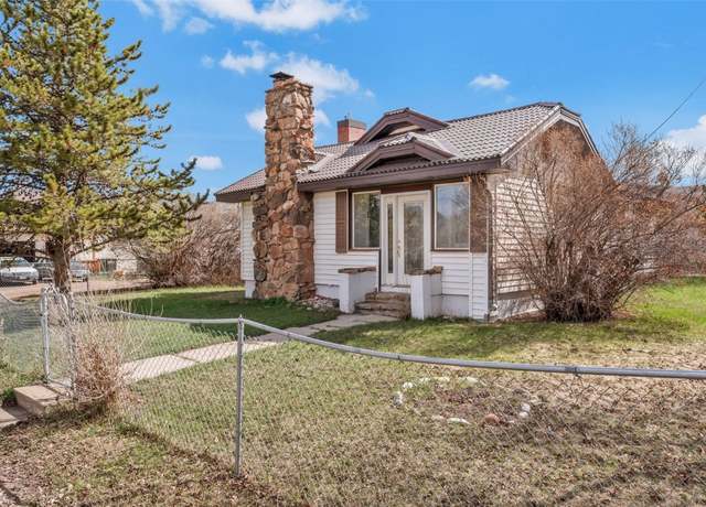 Property at 401 Moffat Ave, Oak Creek, CO 80467, 2 beds, 2 baths