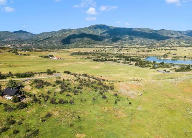 Property at 34670 Country Green Rd, Steamboat Springs, CO 80487