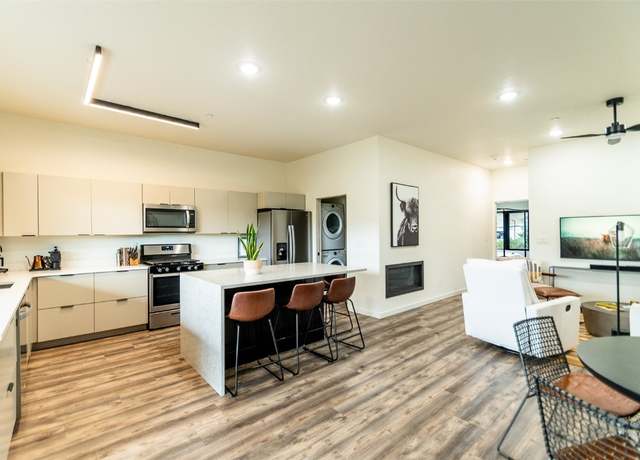 Property at 2507 Riverside Dr #302, Steamboat Springs, CO 80487, 2 beds, 2 baths