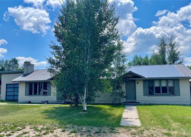Property at 2669 Riverside Dr, Steamboat Springs, CO 80487, 4 beds, 2 baths