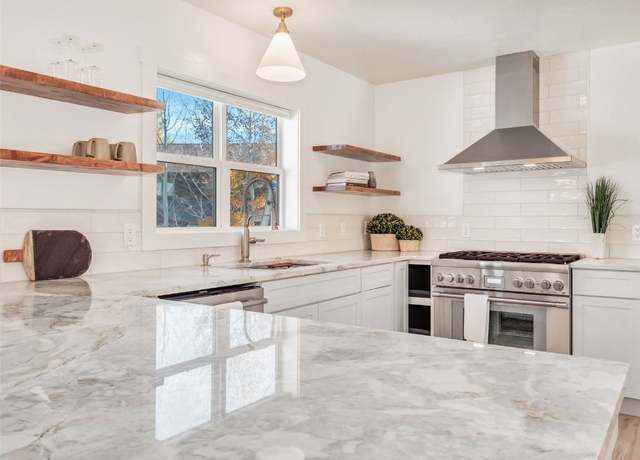 Property at 40184 Lindsay Dr, Steamboat Springs, CO 80487, 6 beds, 4.5 baths