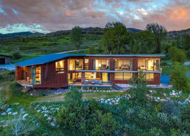 Property at 806 Amethyst Dr, Steamboat Springs, CO 80487, 4 beds, 3.5 baths
