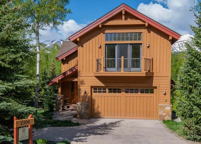 Property at 2206 Hamilton Creek Rd, Silverthorne, CO 80498, 4 beds, 4.5 baths