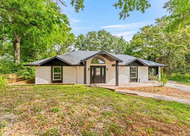 Property at 2695 Ocean Dr, Fernandina Beach, FL 32034, 3 beds, 2 baths