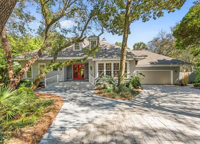 Property at 10 Buckthorne Dr, Fernandina Beach, FL 32034, 4 beds, 4 baths