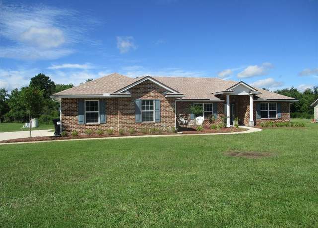 Property at 53681 Carrington Dr, Callahan, FL 32011, 3 beds, 2 baths