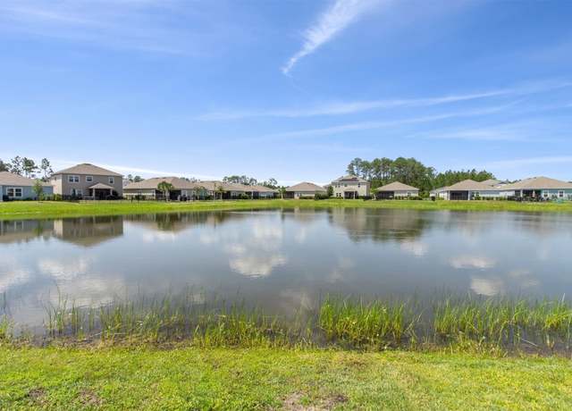Property at 75643 Sunberry Dr, Yulee, FL 32097, 4 beds, 3 baths
