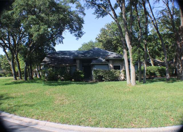 Property at 2442 Pirates Bay Dr, Fernandina Beach, FL 32034, 3 beds, 2 baths