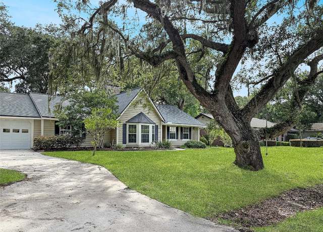 Property at 2003 Sunrise Dr, Fernandina Beach, FL 32034, 3 beds, 2.5 baths