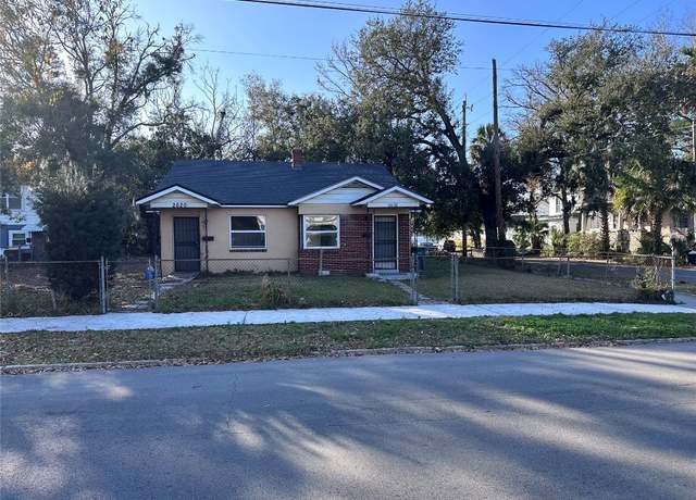 Property at 2622 Market St, Jacksonville, FL 32206, 2 beds, 2 baths