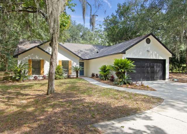 Property at 86165 Debbie Rd, Yulee, FL 32097, 3 beds, 2 baths