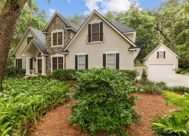 Property at 96051 Palm Bluff Dr, Fernandina Beach, FL 32034, 5 beds, 3.5 baths