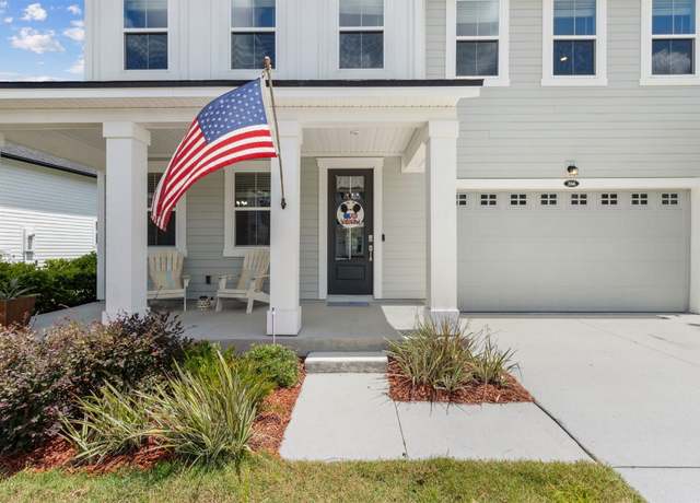 Property at 266 Sawgrass Dr, Yulee, FL 32097, 5 beds, 4 baths
