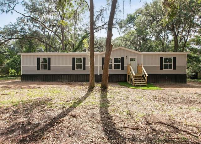 Property at 86090 Yulee Hills Rd, Yulee, FL 32097, 4 beds, 2 baths