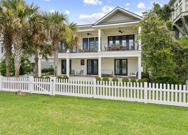 Property at 3261 S Fletcher Ave, Fernandina Beach, FL 32034, 4 beds, 3.5 baths