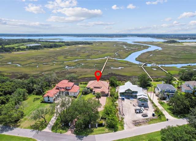 Property at 3045 Riverside Dr, Fernandina Beach, FL 32034, 4 beds, 3 baths