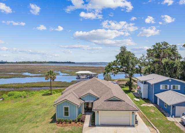 Property at 97222 Pirates Point Rd, Yulee, FL 32034, 3 beds, 2.5 baths