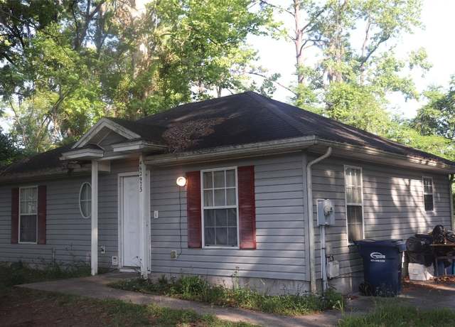 Property at 462973 State Road 200, Yulee, FL 32097, 2 beds, 2 baths