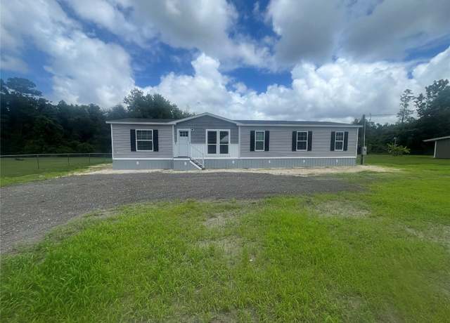 Property at 86176 Harry Green Rd, Yulee, FL 32097, 4 beds, 2 baths
