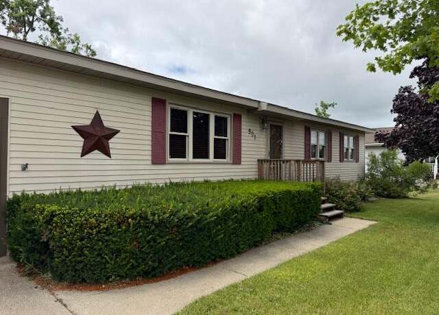 Property at 901 Timberline Trl, Gaylord, MI 49735, 3 beds, 2 baths