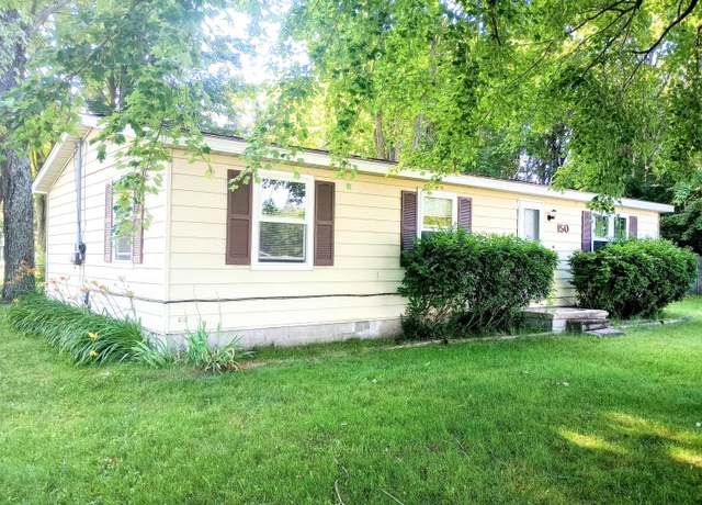 Property at 150 Cloverleaf Ln, Houghton Lake, MI 48629, 2 beds, 2 baths