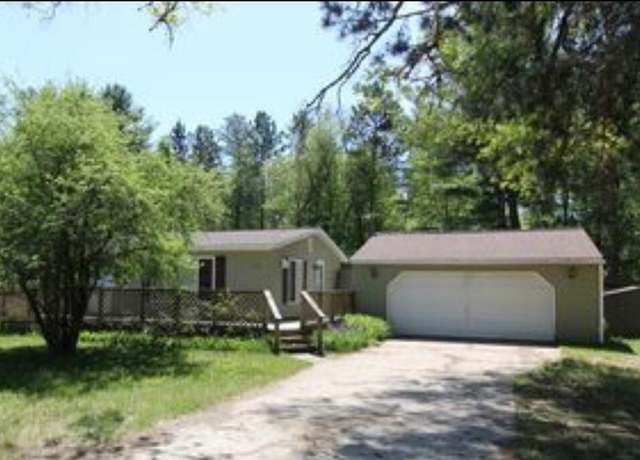 Property at 118 Woodleaf Dr, Grayling, MI 49738, 2 beds, 2 baths