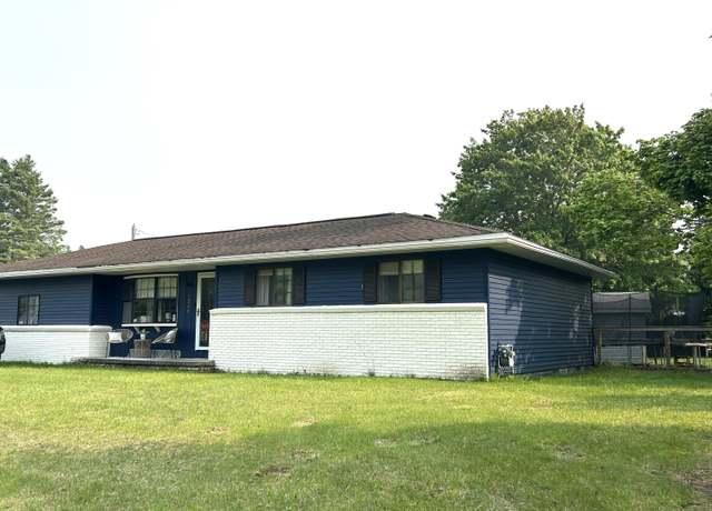 Property at 1200 Crestview Dr, Alpena, MI 49707, 3 beds, 1 bath